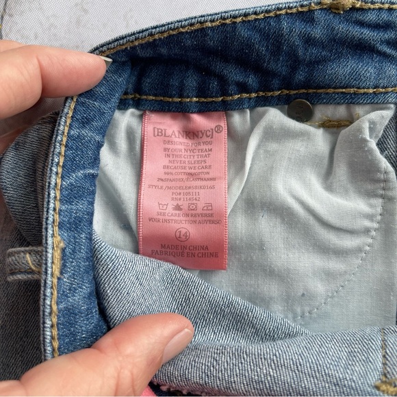 BLANK NYC Denim Jean Mini Frayed Hem Girls Jean Asymmetrical Skirt Size 14 - Picture 6 of 9